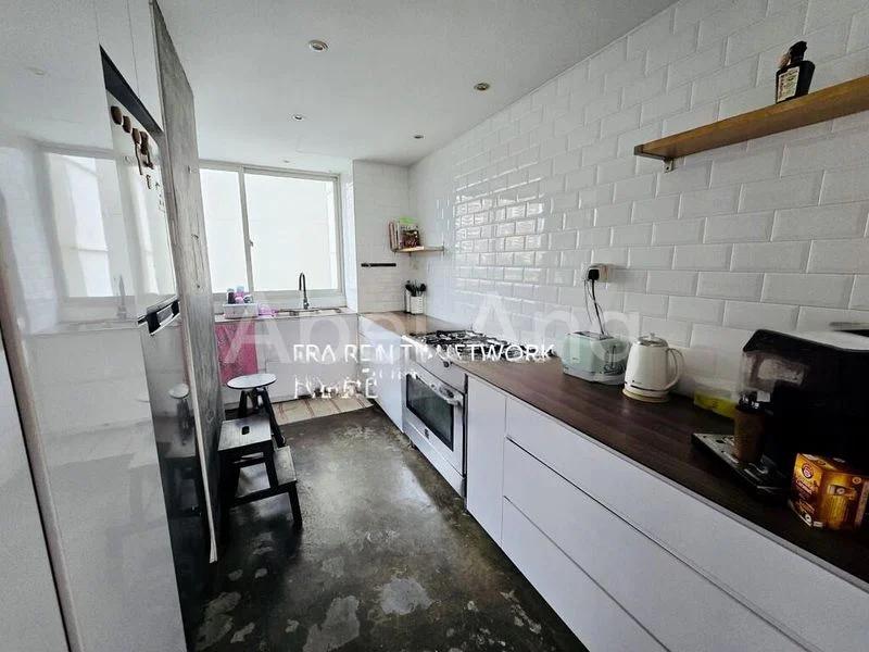 4 Bed Condo for Sale in  The Metropolitan Condominium - Image 13